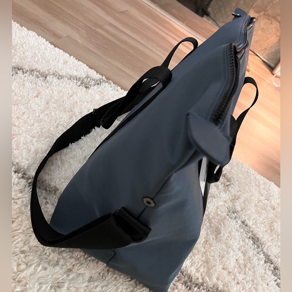 COACH- Fragrance Tote Bag / Weekender Duffel Travel Sports NWT - Picture 7 of 13